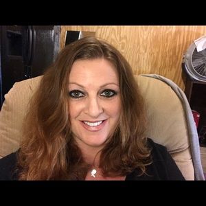 Meet your Posher, Cheri